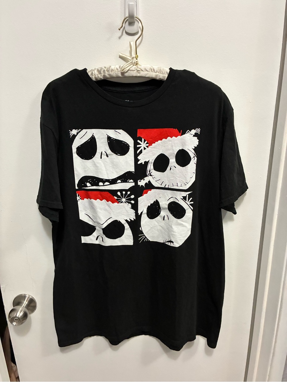 Disney Nightmare Before  Christmas Short-Sleeve Holiday Graphic Tee (#F-37)